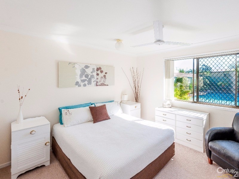 6 Tau Court, Maroochydore QLD 4558