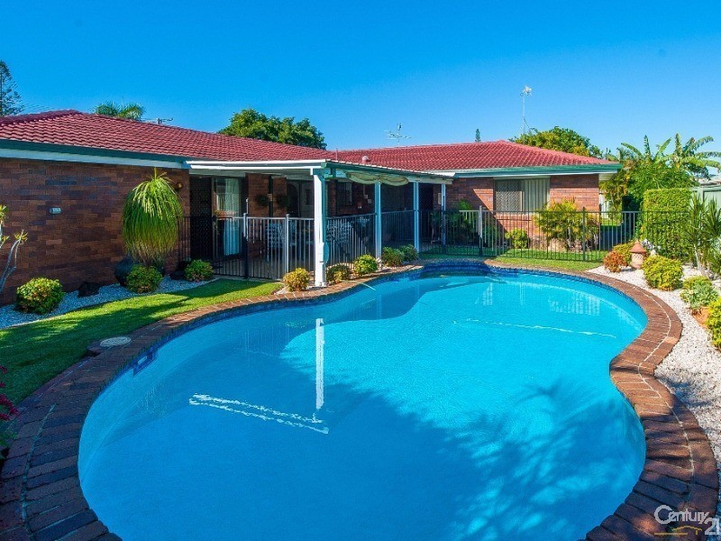 6 Tau Court, Maroochydore QLD 4558