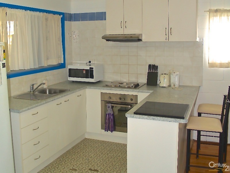 2/6 Anzac Avenue, Maroochydore QLD 4558