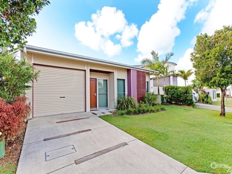 5 Corfu Street, Kawana Island QLD 4575
