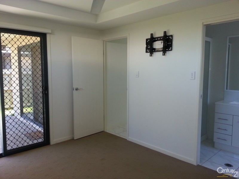 25 Mansell, Meridan Plains QLD 4551