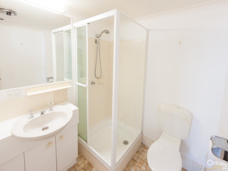 150 Duporth Avenue, Maroochydore QLD 4558