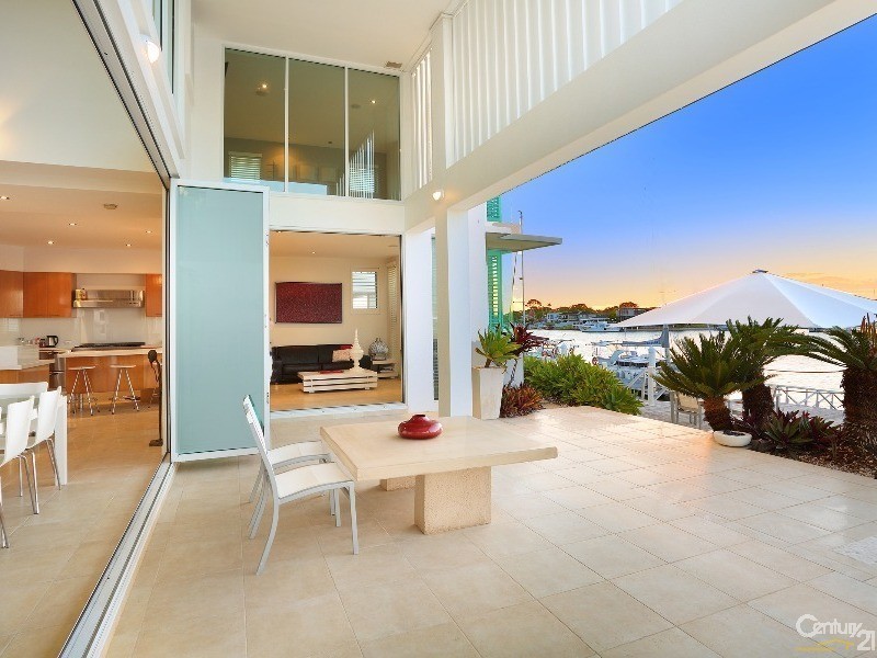 25 Mooloolah Island, Minyama QLD 4575