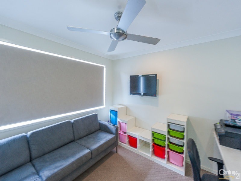 33 Peppertree Circuit, Maroochydore QLD 4558