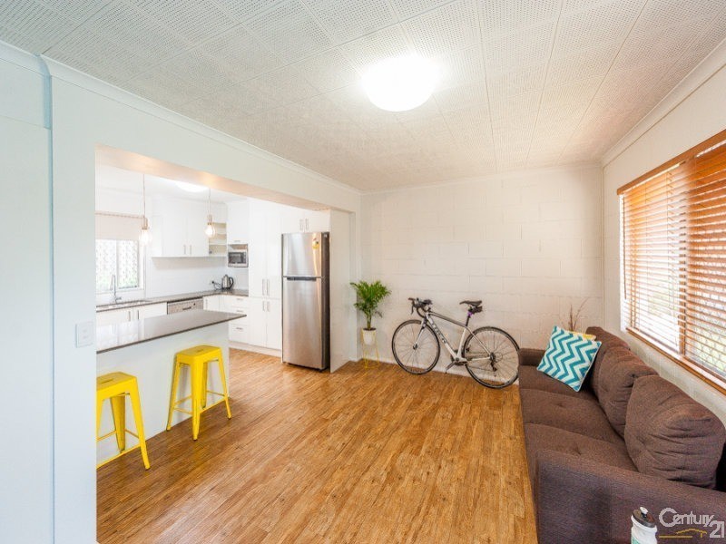 1/12 Camfield Street, Alexandra Headland QLD 4572