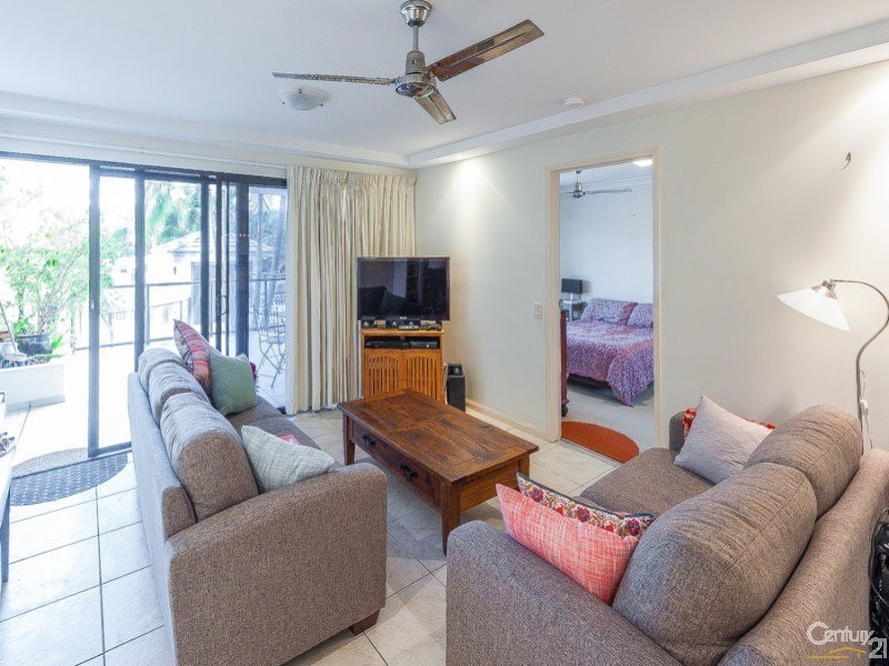 2/66 Alexandra Parade, Maroochydore QLD 4558