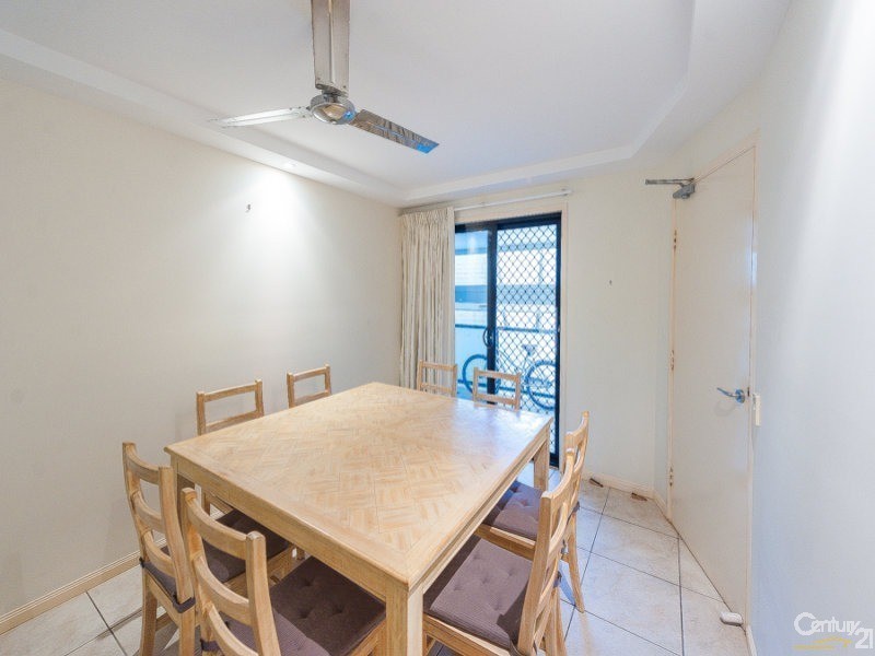 2/66 Alexandra Parade, Maroochydore QLD 4558