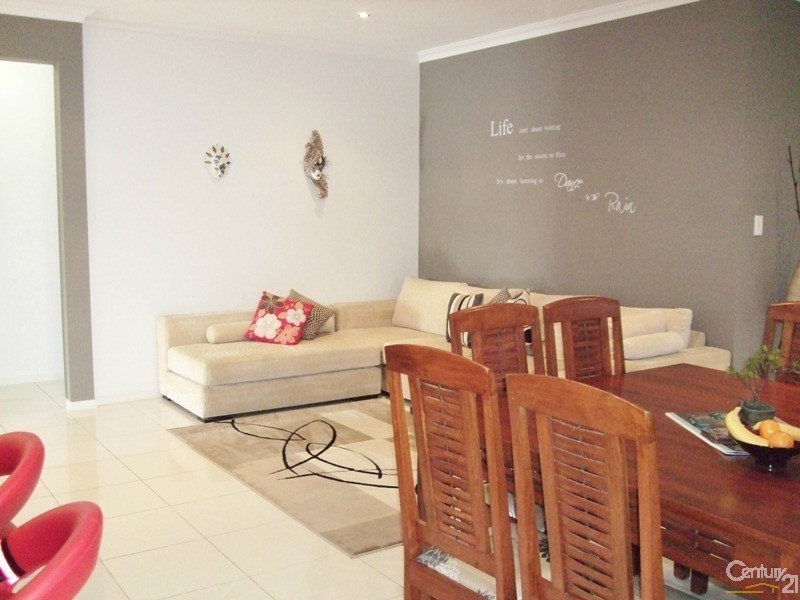 14  Ponytail Circuit, Mountain Creek QLD 4557