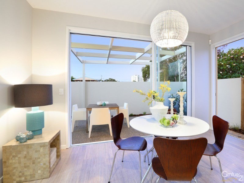 2/71 Parker Street, Maroochydore QLD 4558