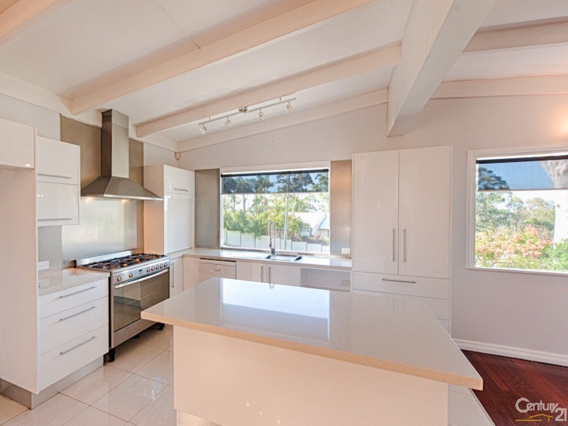 2 Nyes Crescent, Buderim QLD 4556