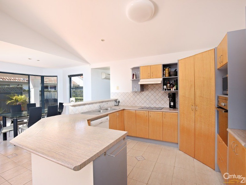 51  Glenfields Boulevard, Mountain Creek QLD 4557