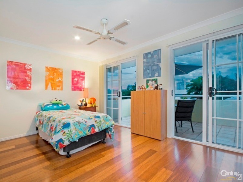 6 Crystal Waves Place, Alexandra Headland QLD 4572