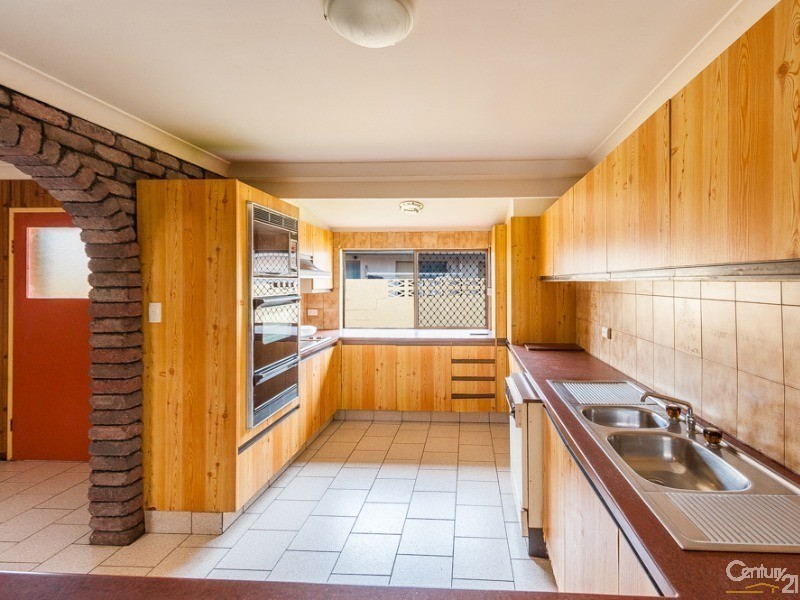 39 Glenlea Drive, Maroochydore QLD 4558