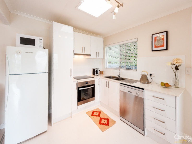 25 Hinley Avenue, Maroochydore QLD 4558