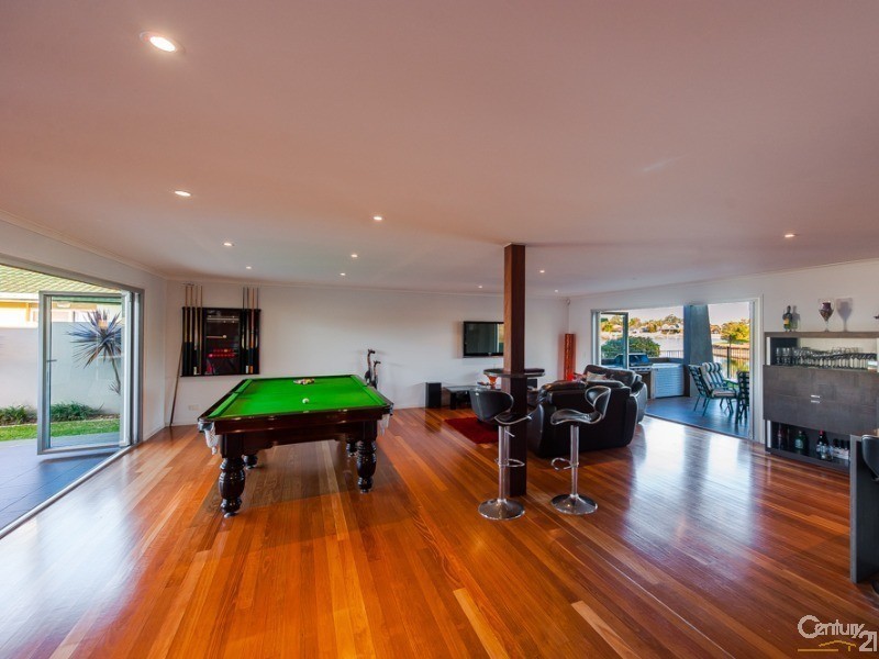 35 Summer Drive, Maroochydore QLD 4558