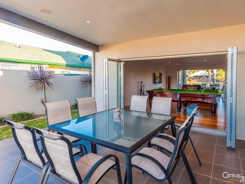 35 Summer Drive, Maroochydore QLD 4558