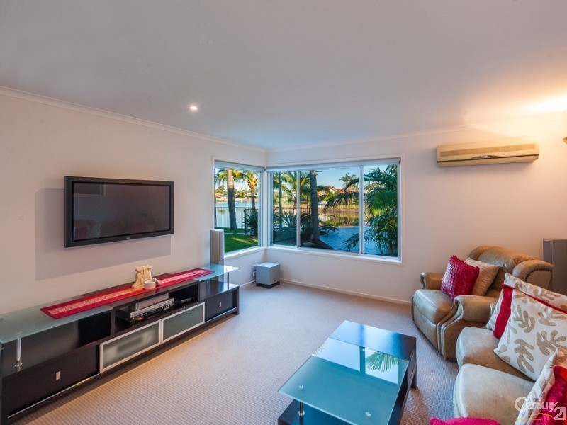 35 Summer Drive, Maroochydore QLD 4558
