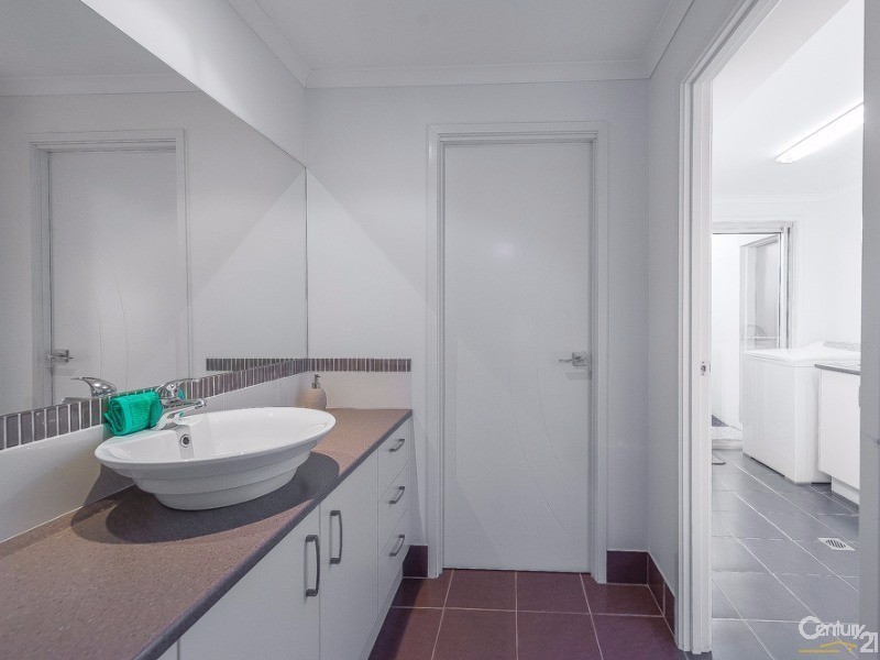 35 Summer Drive, Maroochydore QLD 4558