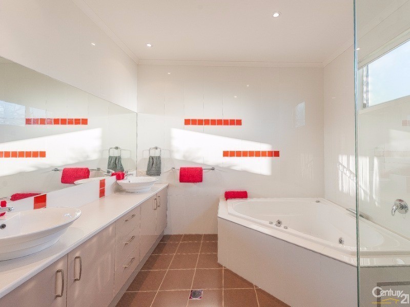 35 Summer Drive, Maroochydore QLD 4558