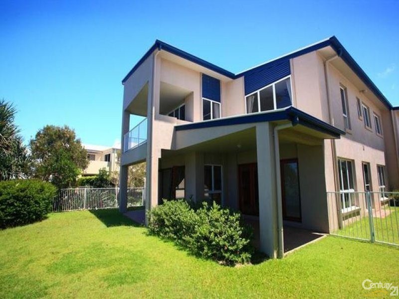 4 Teneriffe Court, Parrearra QLD 4575