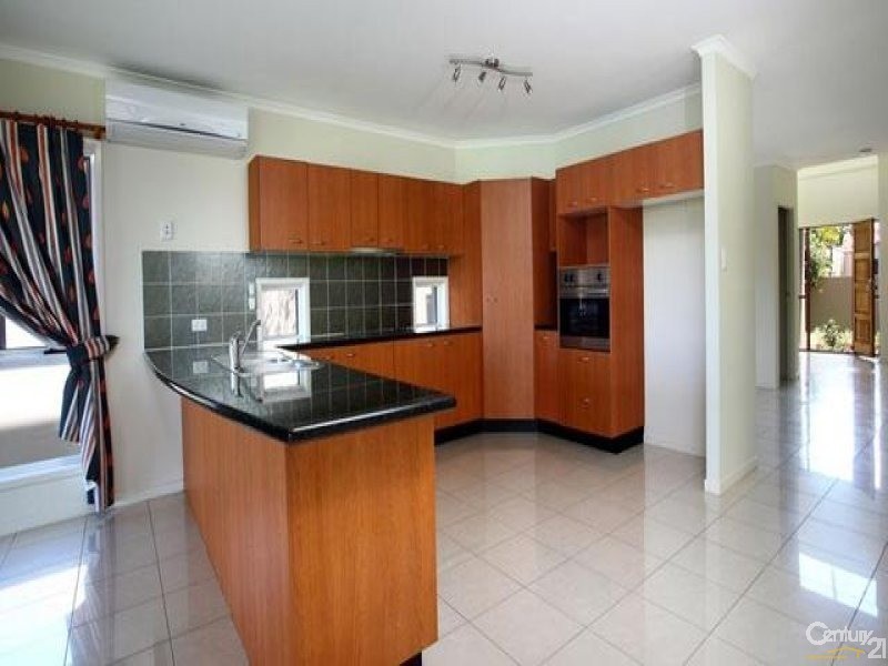 4 Teneriffe Court, Parrearra QLD 4575