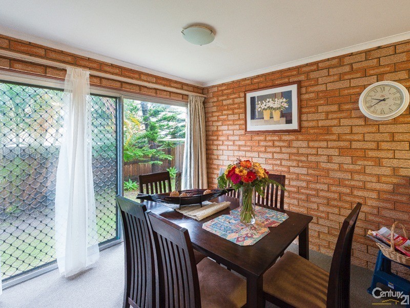 1/17 Tombarra Street, Mooloolaba QLD 4557
