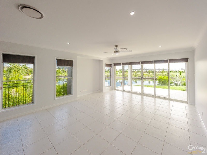 15 Mackeral Street, Mountain Creek QLD 4557