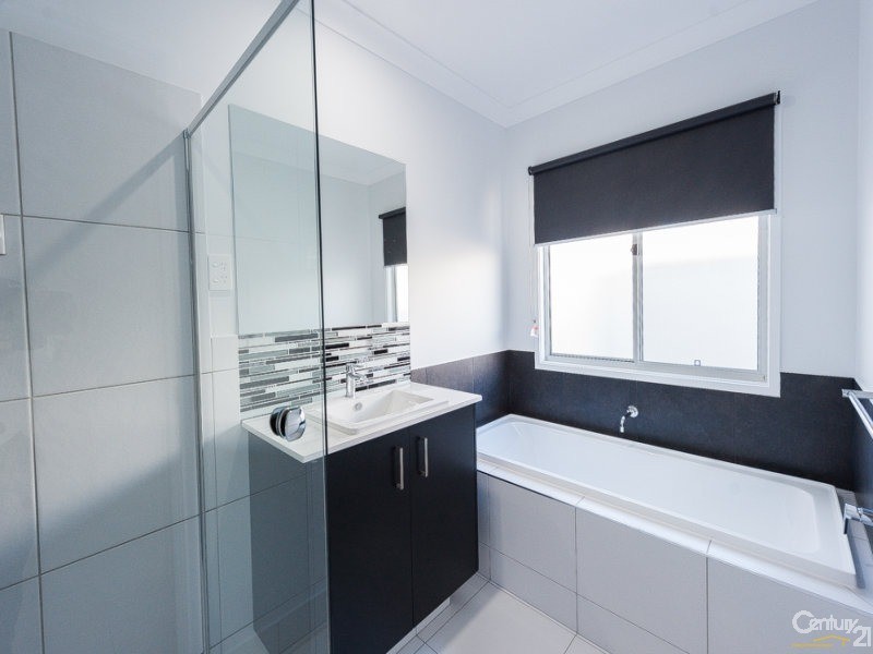 15 Mackeral Street, Mountain Creek QLD 4557