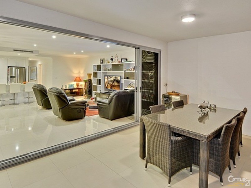 3/299-301 Bradman Avenue, Maroochydore QLD 4558