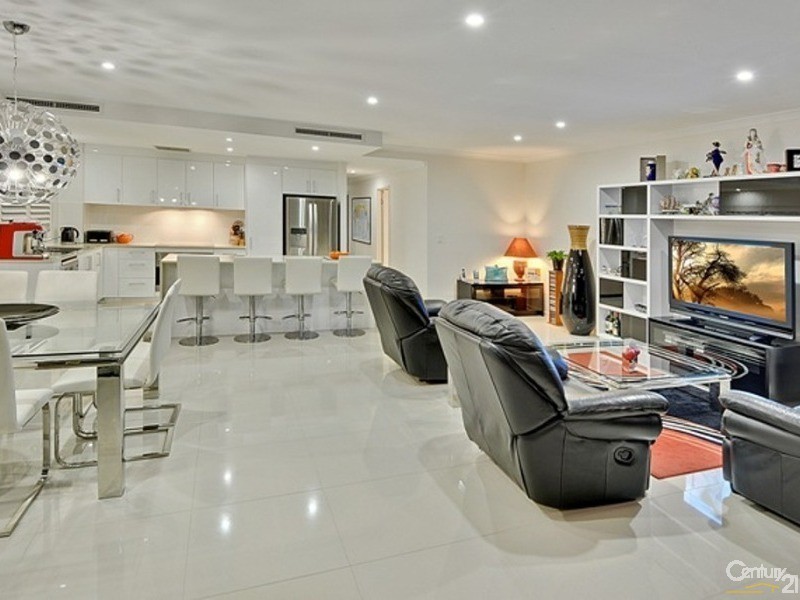 3/299-301 Bradman Avenue, Maroochydore QLD 4558