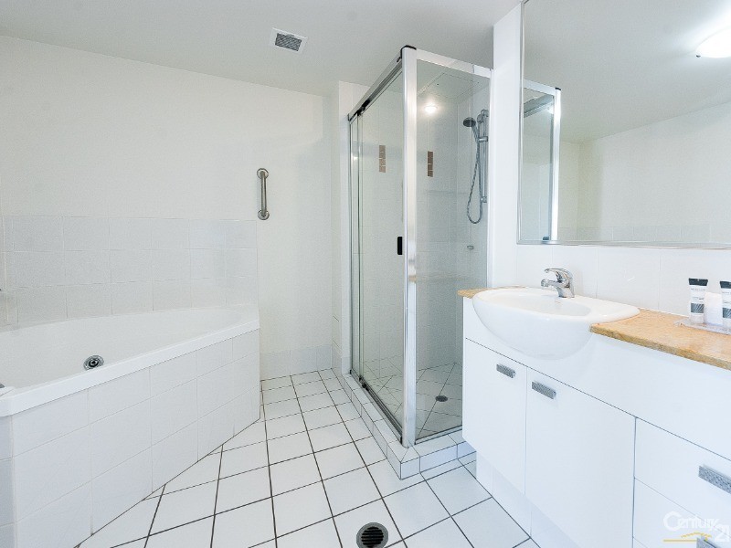 526/10 Okinja Road, Alexandra Headland QLD 4572