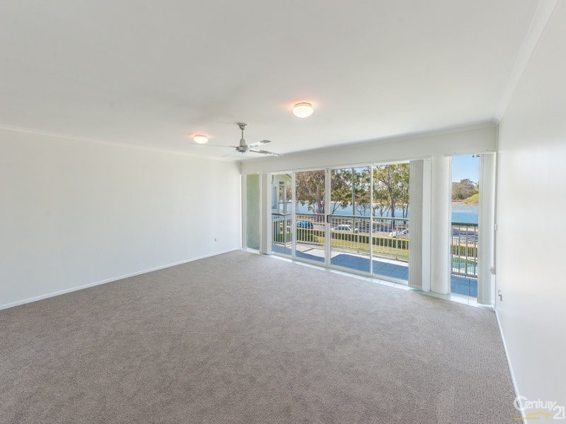 9/35 Bradman Avenue, Maroochydore QLD 4558