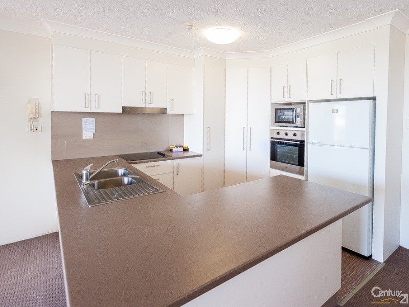 13/27 Sixth Avenue, Maroochydore QLD 4558