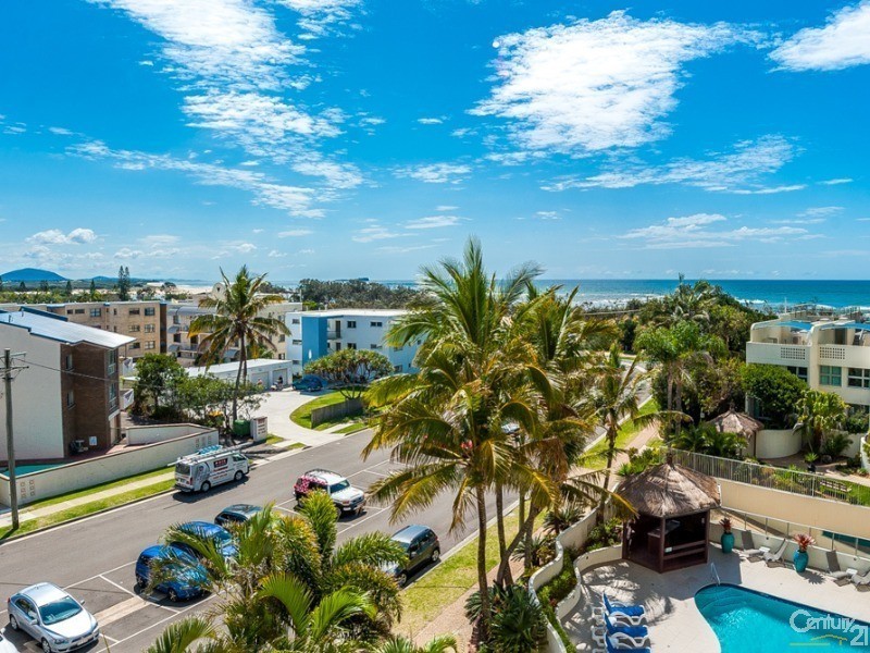 24/19 Memorial Avenue, Maroochydore QLD 4558