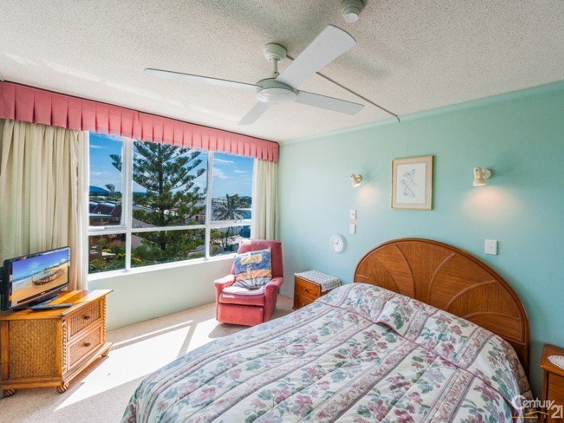 24/19 Memorial Avenue, Maroochydore QLD 4558