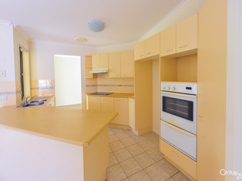 83 Buderim Pines Drive, Buderim QLD 4556