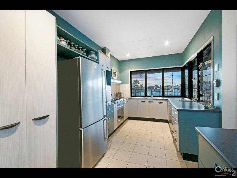 7 Kumbada Court, Minyama QLD 4575