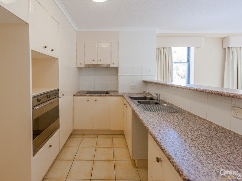 201/98 Alexandra Parade, Alexandra Headland QLD 4572