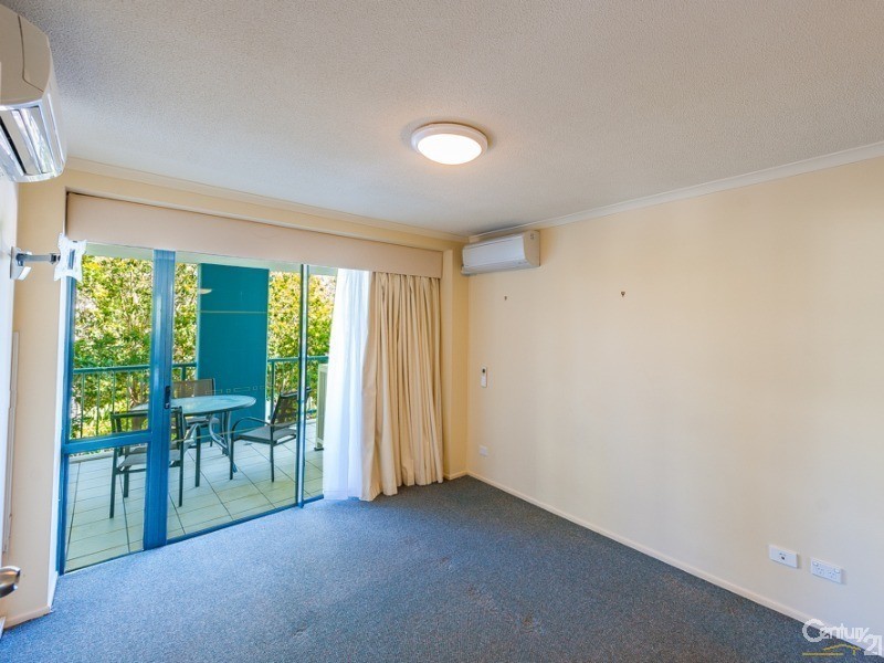 201/98 Alexandra Parade, Alexandra Headland QLD 4572
