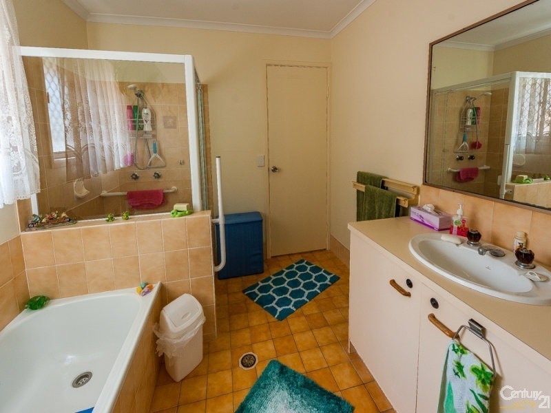 28 Summer Drive, Maroochydore QLD 4558