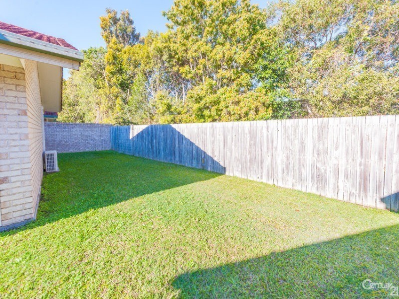 2/9 Hoop Court, Maroochydore QLD 4558
