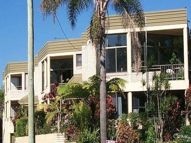 4/41 Bradman Avenue, Maroochydore QLD 4558