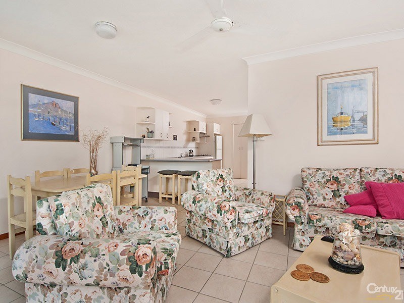 4/15  Parker Street, Maroochydore QLD 4558