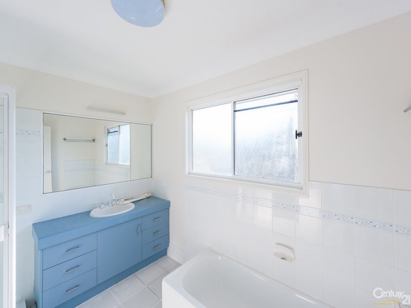 4 Stanley Street, Dicky Beach QLD 4551