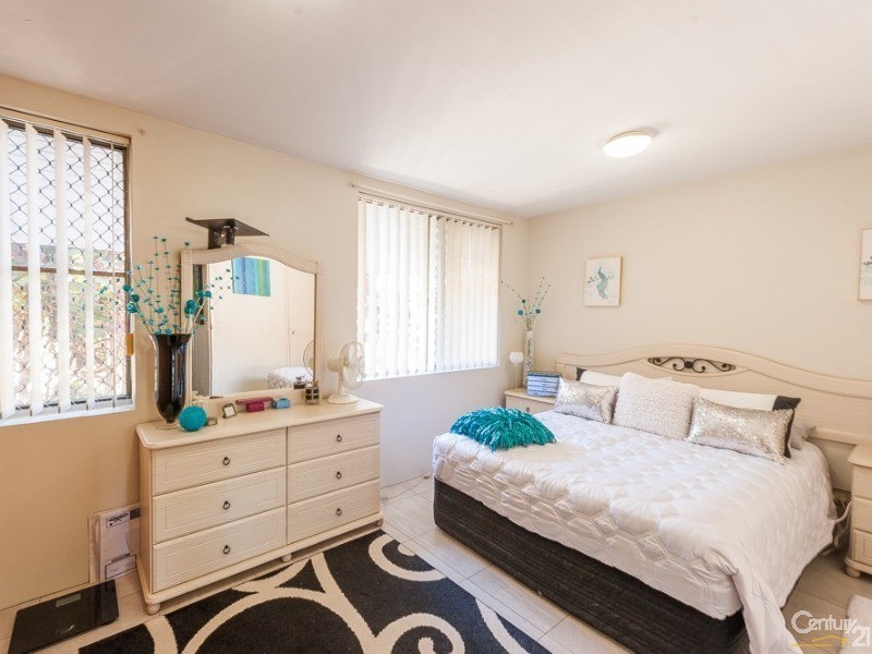 4/45 Bradman Avenue, Maroochydore QLD 4558