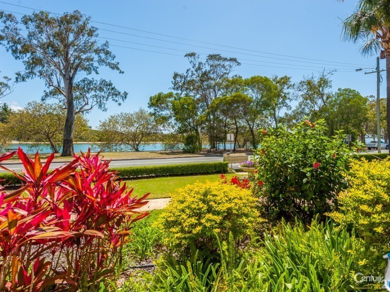 4/45 Bradman Avenue, Maroochydore QLD 4558