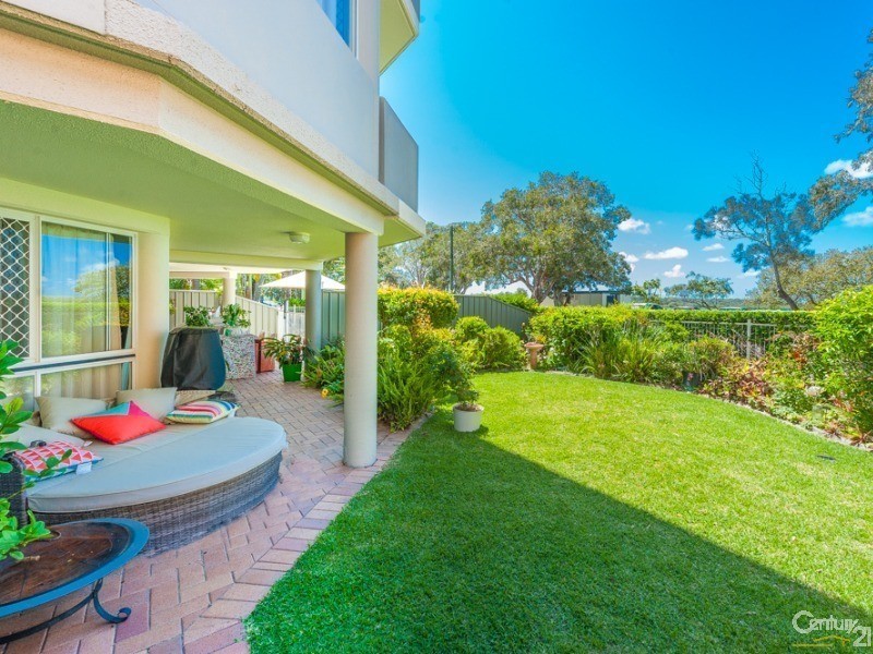 1/40 Picnic Point Esplanade, Maroochydore QLD 4558