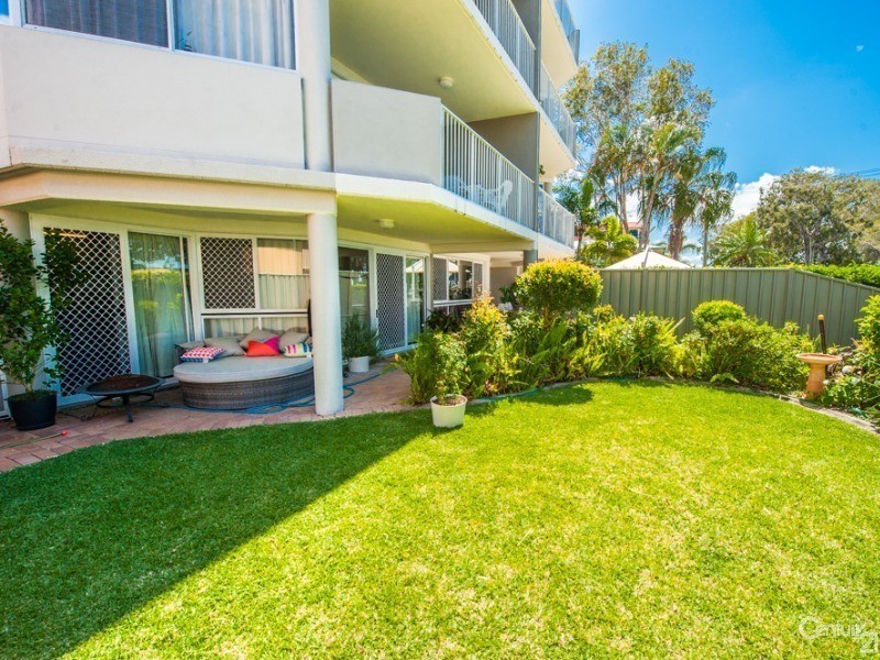 1/40 Picnic Point Esplanade, Maroochydore QLD 4558