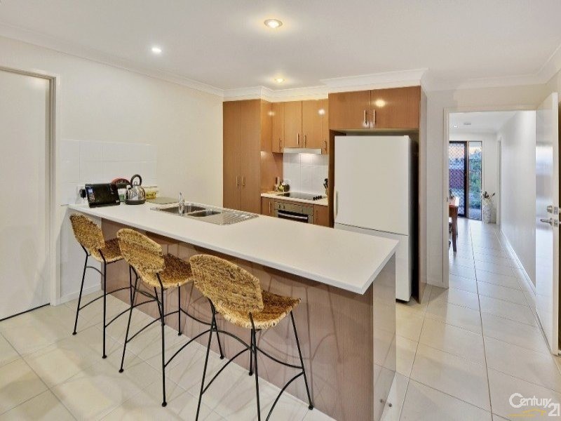 3 Yucca Court, Mountain Creek QLD 4557