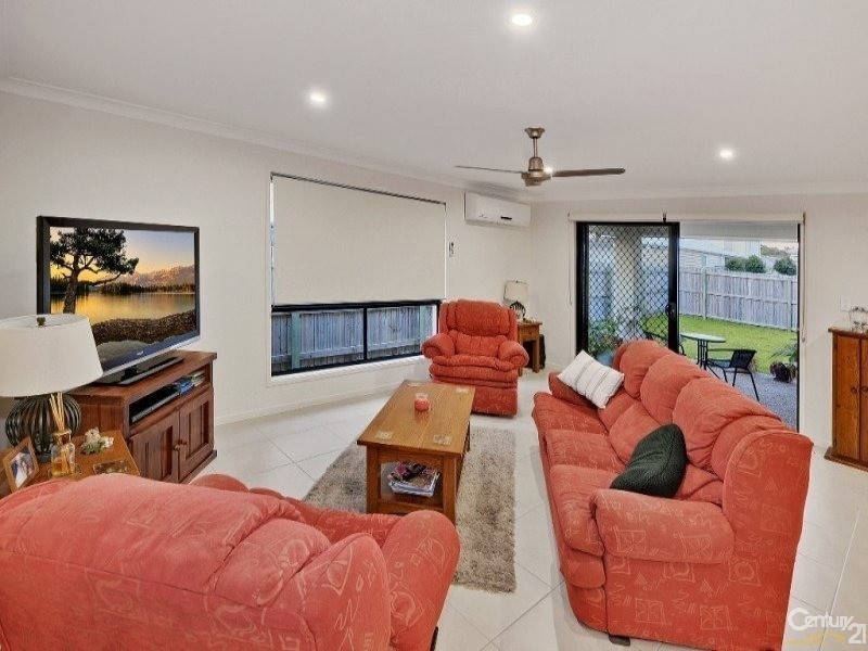 3 Yucca Court, Mountain Creek QLD 4557